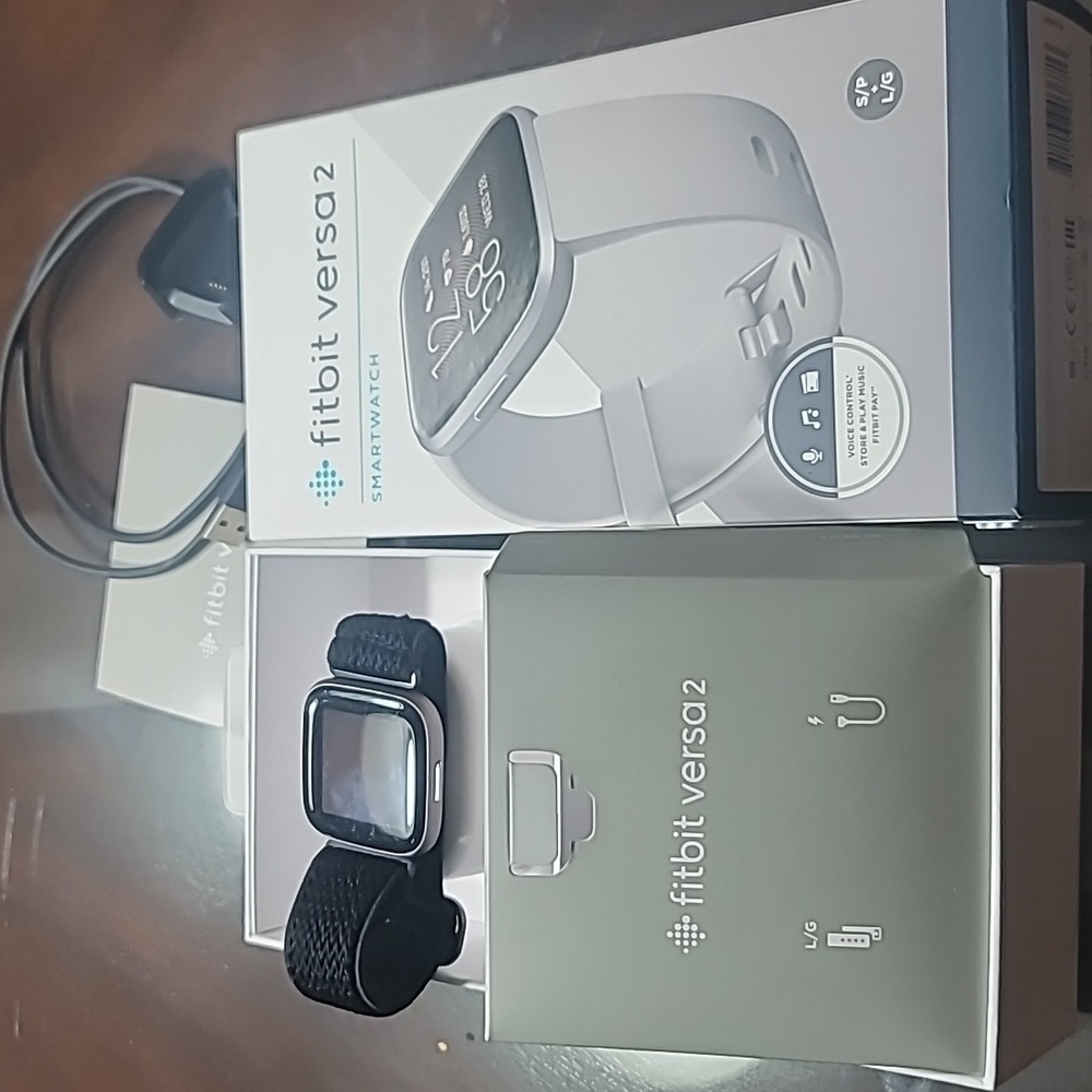 Fitbit Versa 2